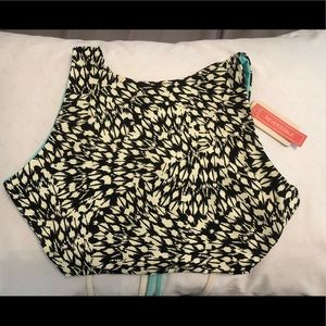 Gorgeous NWT reversible halter bikini